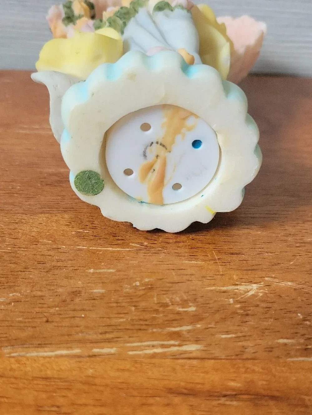 Hand-Painted Angel Figurine in Pastel Colors - Decorative Home Accent